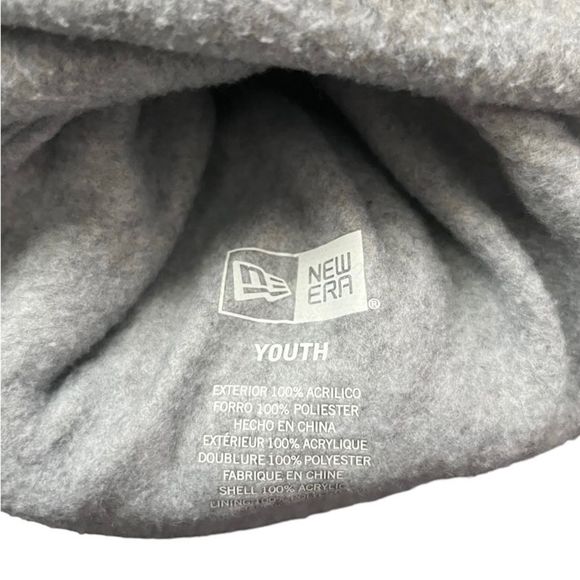 Youth New Era NFL Denver Broncos Army Green Winter Hat - Picture 4 of 4